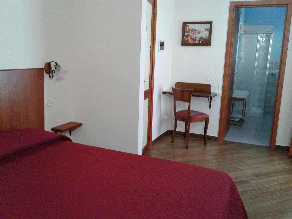 Отель Borgo Manfria Гела Экстерьер фото